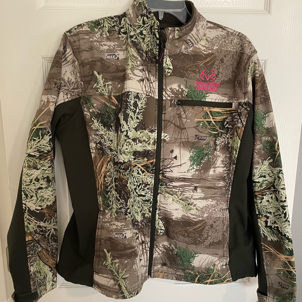 Real tree woman’s fleece jacket